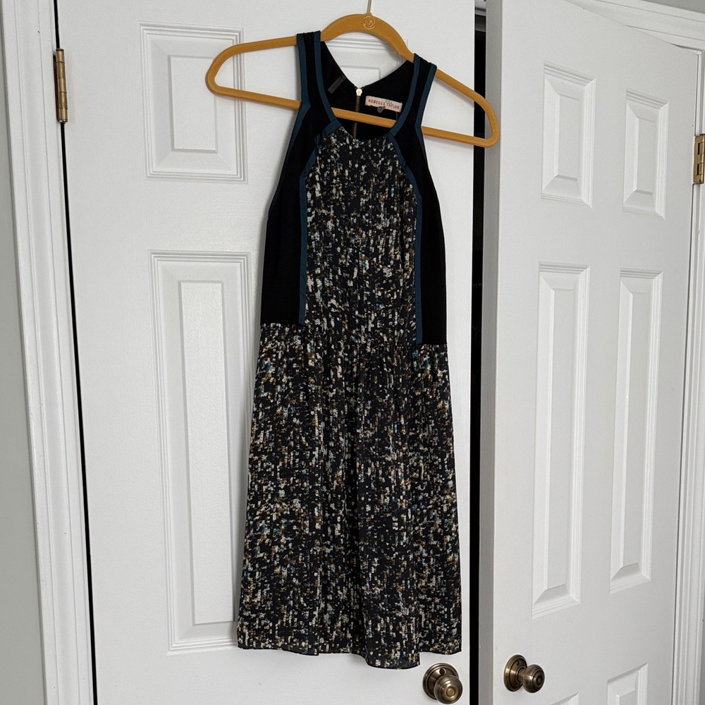 Rebecca Taylor size 4 cut in sleeves dress